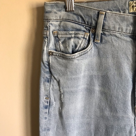 Citizens Of Humanity Demy Cropped Flare Light Wash Distressed Denim Jeans - Picture 7 of 12